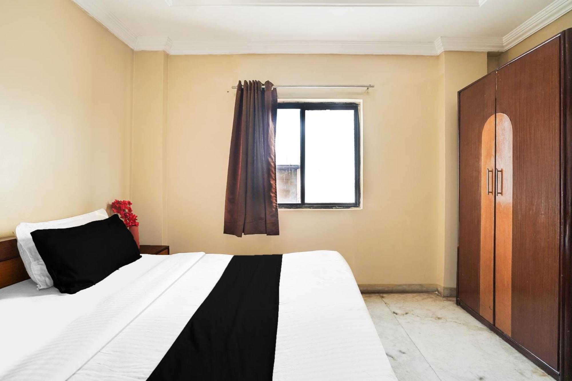 Super Hotel O Pithampur Formerly Ganga Residency Akolia Exterior photo