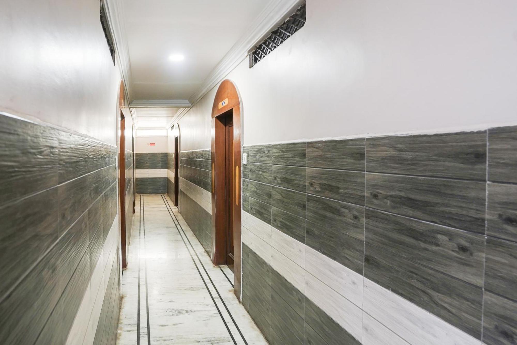 Super Hotel O Pithampur Formerly Ganga Residency Akolia Exterior photo